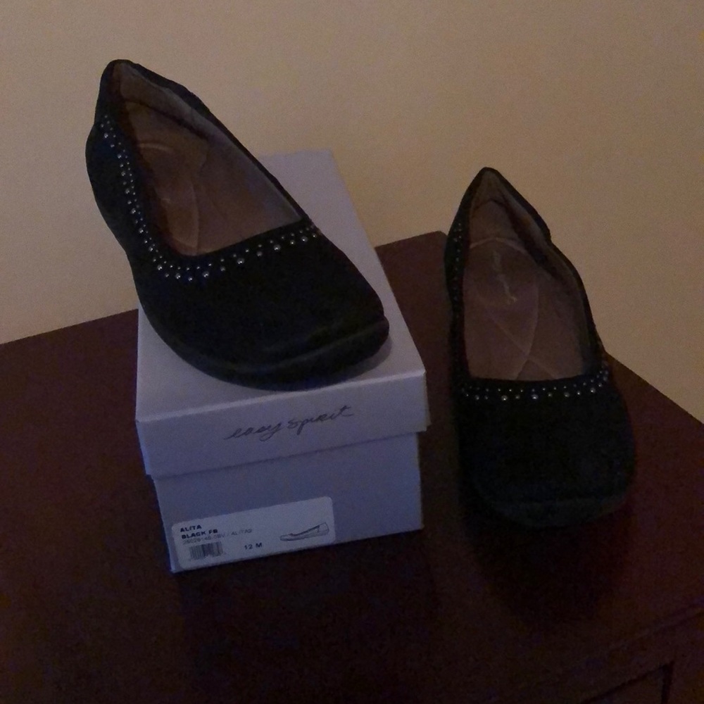 Easy Spirit flats